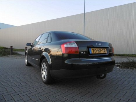 Audi A4 - 1.9 TDI H6 - 1