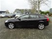 Volvo V60 - D3 164pk Automaat Navi Pdc v+a - 1 - Thumbnail