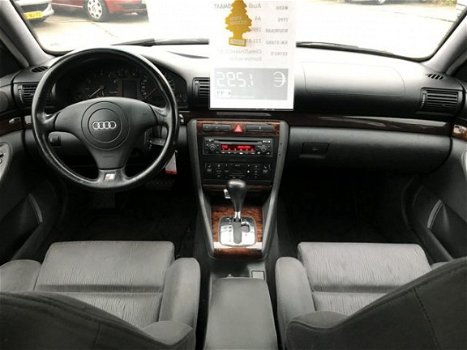 Audi A4 Avant - Clima/CruiseC/2.4 V6 Ambiente - 1