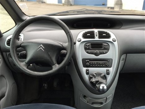 Citroën Xsara Picasso - 1.8I-16V DIFFÉRENCE 2, AIRCO(CLIMA), CRUISE CONTROL, ELEK-RAMEN, CENT-VERGRE - 1