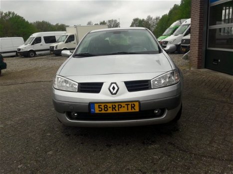 Renault Mégane - 1.6-16V TECH LINE Nav, LMV, Ecc - 1