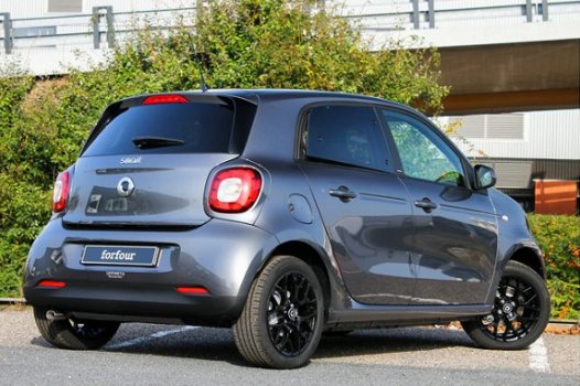 Smart Forfour - 52 kW Sport Edition - 1
