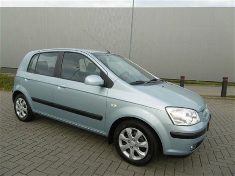 Hyundai Getz - 1.6i-16V GLS - 1