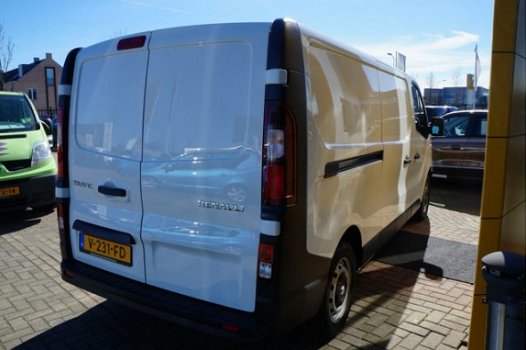 Renault Trafic - 1.6 DCI T29 L2H1 COMFORT ENERGY PARKEERSENSOREN / AIRCO / RADIO + GEINTERGREERDE CA - 1