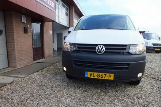 Volkswagen Transporter - 2.0 TDI L2 140PK Automaat - 1