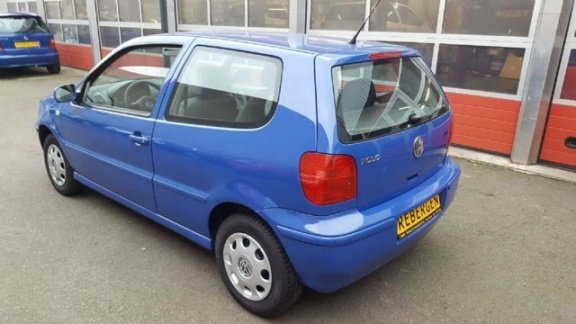 Volkswagen Polo - 1.0 MPI - 1