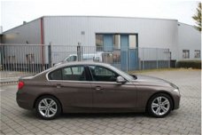 BMW 3-serie - 320d EfficientDynamics Edition High Executive