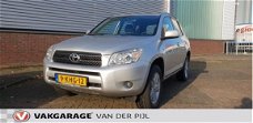 Toyota RAV4 - 2.0 VVTi