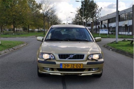 Volvo V40 - 1.8 EUROPA, LEER/CLIMA/CRUISE NETTE STAAT LAGE KM`S - 1