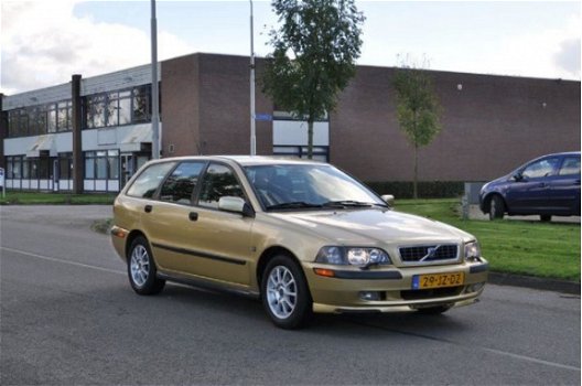 Volvo V40 - 1.8 EUROPA, LEER/CLIMA/CRUISE NETTE STAAT LAGE KM`S - 1