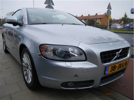 Volvo C70 - 2.4i Momentum Automaat - Leder - Navigatie - 1