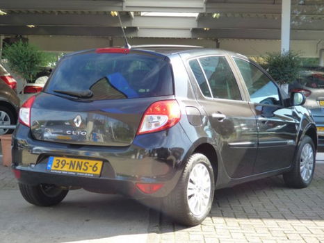 Renault Clio - 1.2 COLLECTION Airco, Elektr. Pakket, 5Drs - 1