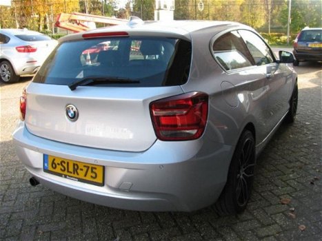 BMW 1-serie - 1-serie 116i Upgrade Edition / Leder / Navi / Xenon / Clima - 1