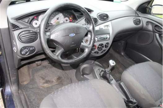 Ford Focus Wagon - 1.6-16V Trend - 1