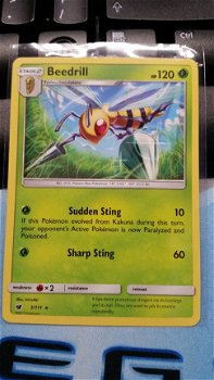 Beedrill 3/111 Rare Sun & Moon Crimson Invasion - 1