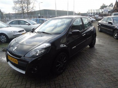 Renault Clio - UNIEK 1.2 TCE MET NIEUWE FABRIEKSMOTOR - 1