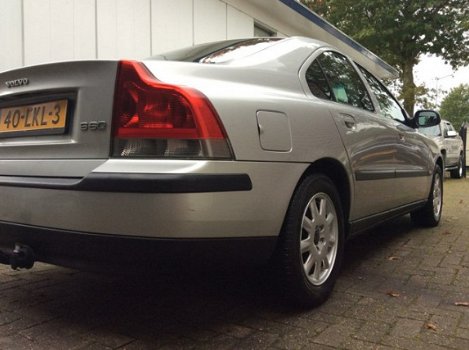 Volvo S60 - 2.4 - 1