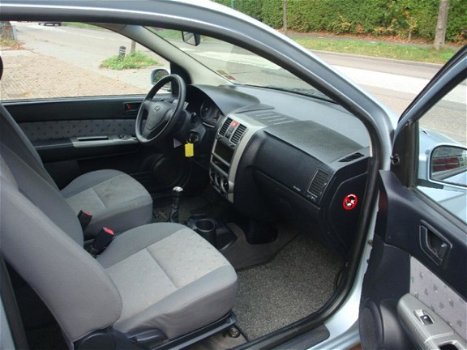 Hyundai Getz - 1.3i Bijna 2005+Airco+Jaar APK+NAP - 1