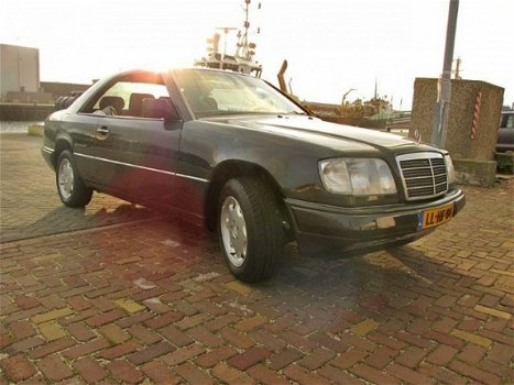 Mercedes-Benz E-klasse - 200 Elegance | 312.865 km | N.A.P - 1