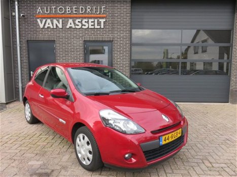 Renault Clio - 1.5 DCI PARISIENNE 85000km - 1