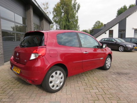 Renault Clio - 1.5 DCI PARISIENNE 85000km - 1