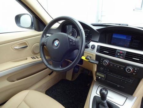 BMW 3-serie Touring - 318D CORPORATE LEASE HIGH EXECUTIVE Leer Navi Trekhaak - 1
