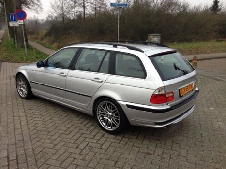 BMW 3-serie Touring - 325i E 46 Aanbieding Bj 2000 APK - 1