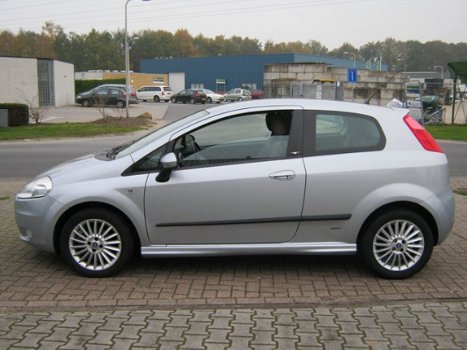 Fiat Grande Punto - 1.4 Sportsound sportsound plus - 1