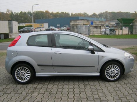 Fiat Grande Punto - 1.4 Sportsound sportsound plus - 1