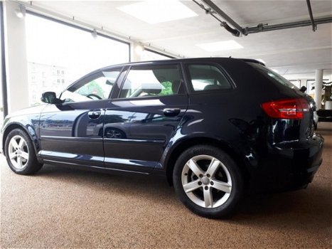 Audi A3 Sportback - 1.6 TDI Attraction Pro Line Business - 1