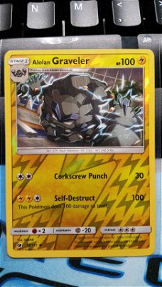 Alolan Graveler  33/111  Uncommon (reverse) Sun & Moon Crimson Invasion