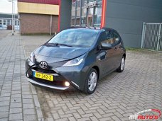 Toyota Aygo - 1.0 VVT-i x-play