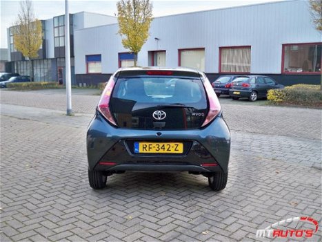 Toyota Aygo - 1.0 VVT-i x-play - 1