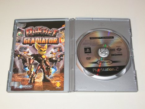 Ratchet Gladiator Platinum - PS2 - 3