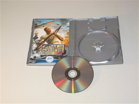 Medal Of Honor Rising Sun Platinum - PS2 - 4