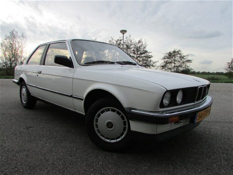 BMW 3-serie Coupé - 320I Automaat - 1