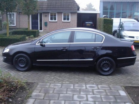 Volkswagen Passat - 1.8 TFSI Comfortline - 1