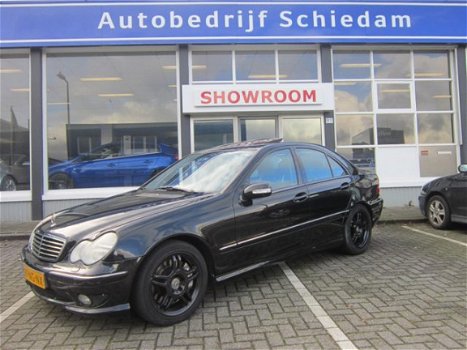 Mercedes-Benz C-klasse - 32 AMG - 1