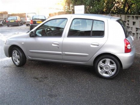 Renault Clio - 1.2-16V Campus * 5 drs / Airco / 1ste Eig - 1