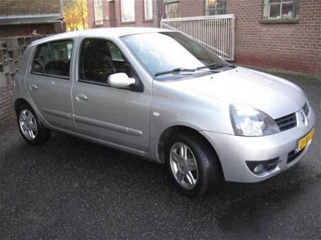 Renault Clio - 1.2-16V Campus * 5 drs / Airco / 1ste Eig - 1