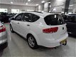 Seat Altea XL - STATIONWAGON 1.9 TDI CLUBSTYLE / AIRCO / CRUISE / TREKHAAK - 1 - Thumbnail