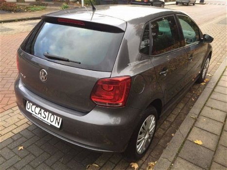 Volkswagen Polo - 1.2 Comfortline - 1