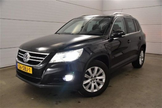 Volkswagen Tiguan - SPORT&STYLE/150PK/CHROME/NAVI/PARK-ASSIST/INR&GAR.MOG - 1