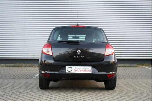 Renault Clio - TCE 100 Collection Eerste eigenaar NAVI - 1
