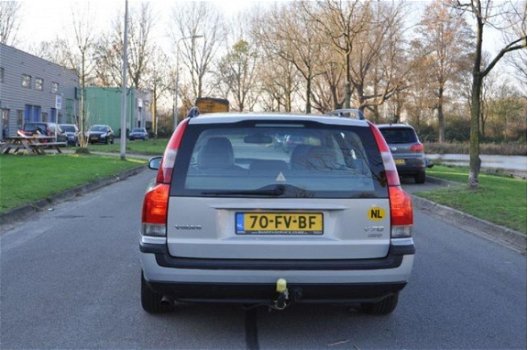 Volvo V70 - 2.5 D COMFORTLINE, AIRCO/CRUISE NETTE YOUNGTIMER - 1