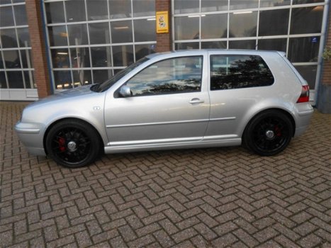 Volkswagen Golf - 1.8-20V Turbo GTI 25 jaar jubileum uitvoering - 1