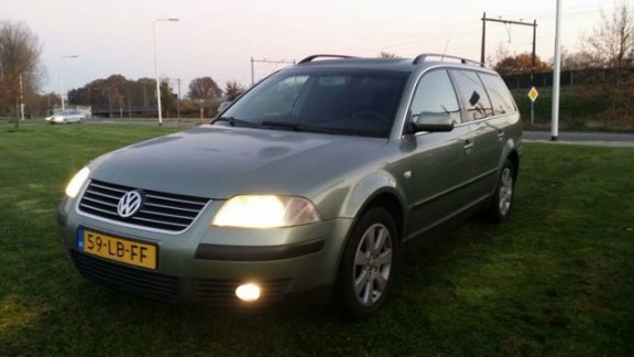 Volkswagen Passat Variant - 2.0-20V Comfortline - PDC Clima - 1