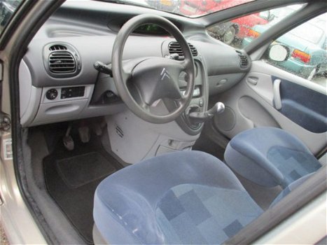 Citroën Xsara Picasso - 1.6I-16V - 1