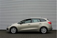 Kia Cee'd - 1.6 GDI FIRST EDITION | Airco | Navi | Camera | LED | LM velgen |