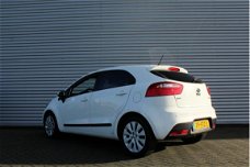 Kia Rio - 1.2 CVVT PLUS PACK | 5-Drs | Airco | LM velgen | LED | Navi |